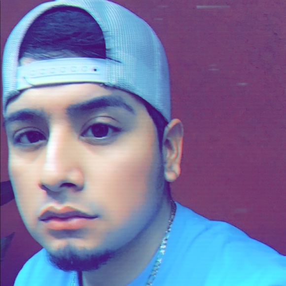 Meet your Posher, Arturo - Picture 1 of 1